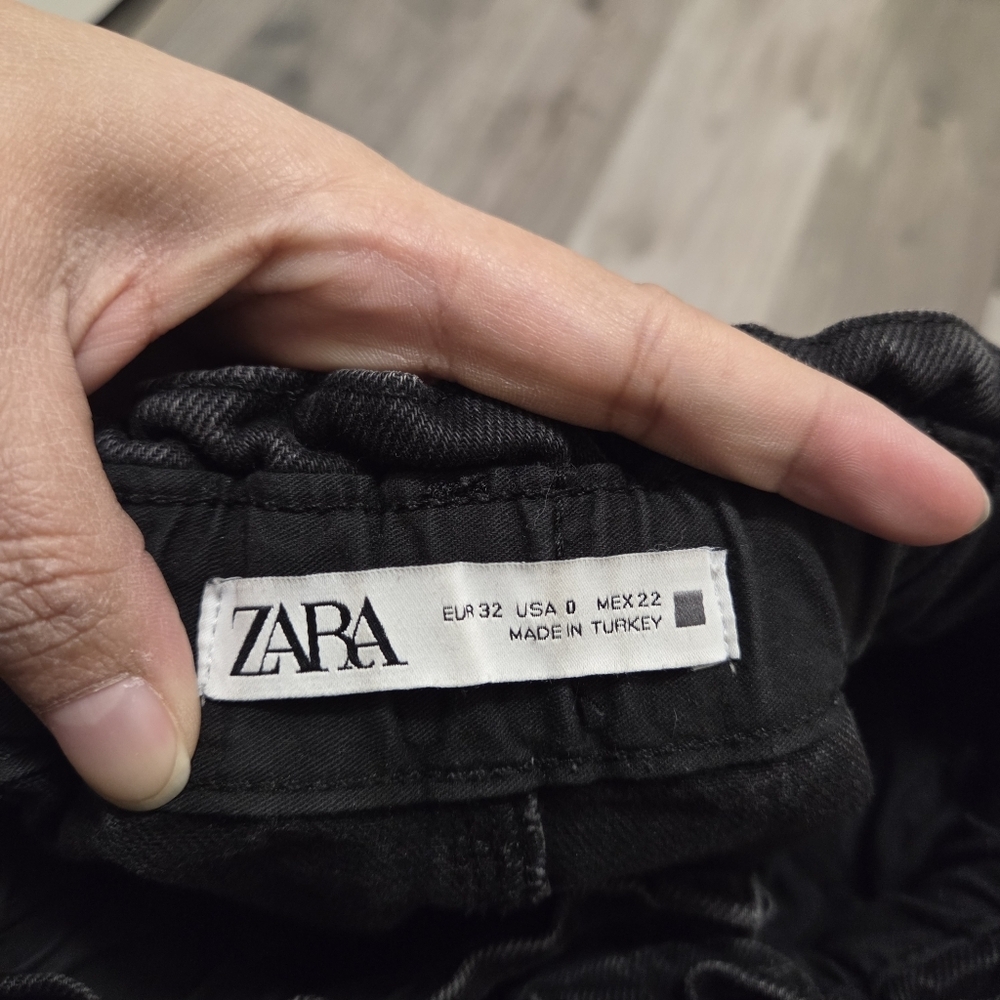 Zara Black High-Waist Jeans 100% Cotton Paperbag Waist Straight Leg Trendy Denim - Picture 10 of 12